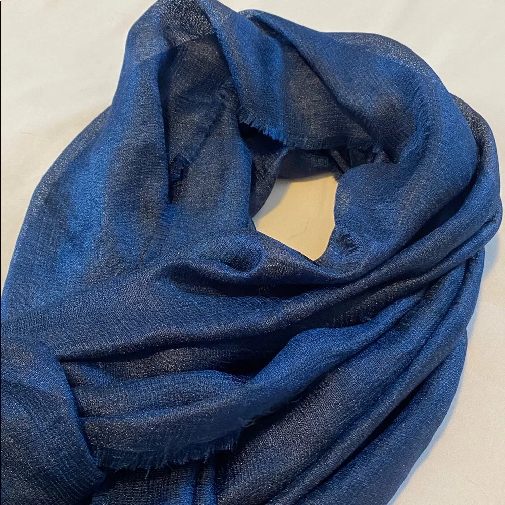 NWT Nordstrom Blue Meridian Shimmer Wrap Scarf One Size
